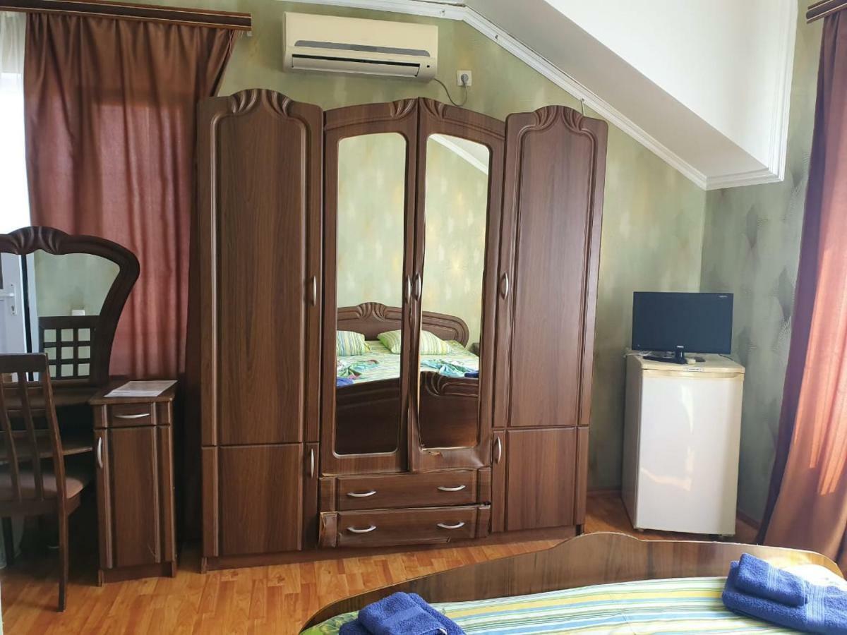 Ахра Hotel กากรา ภายนอก รูปภาพ